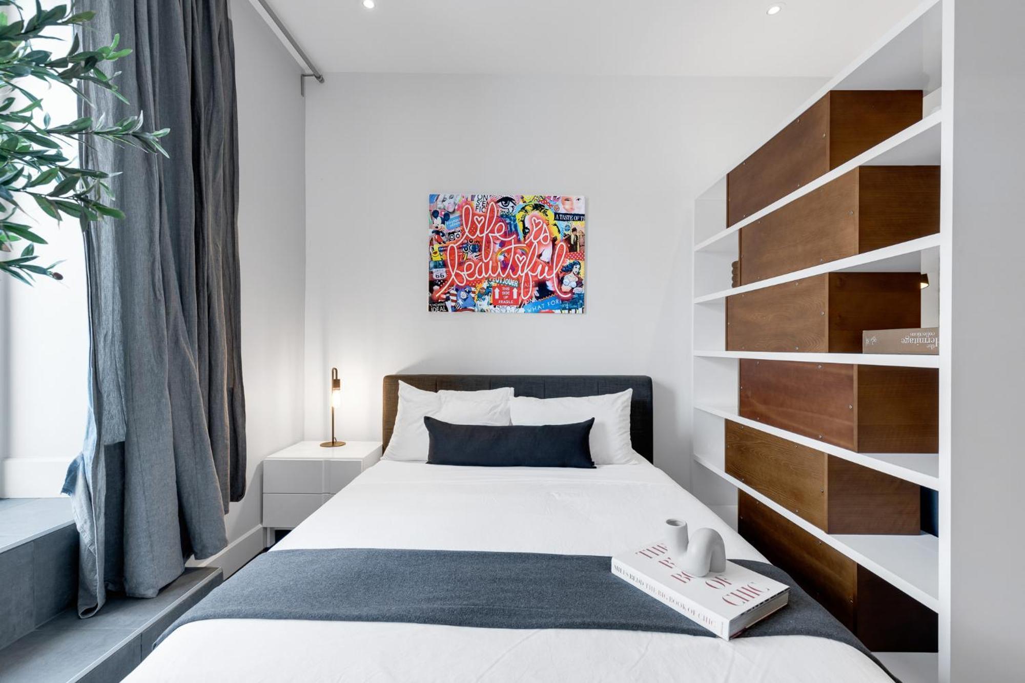 Liv Mtl Soho Aparthotel Монреал Екстериор снимка