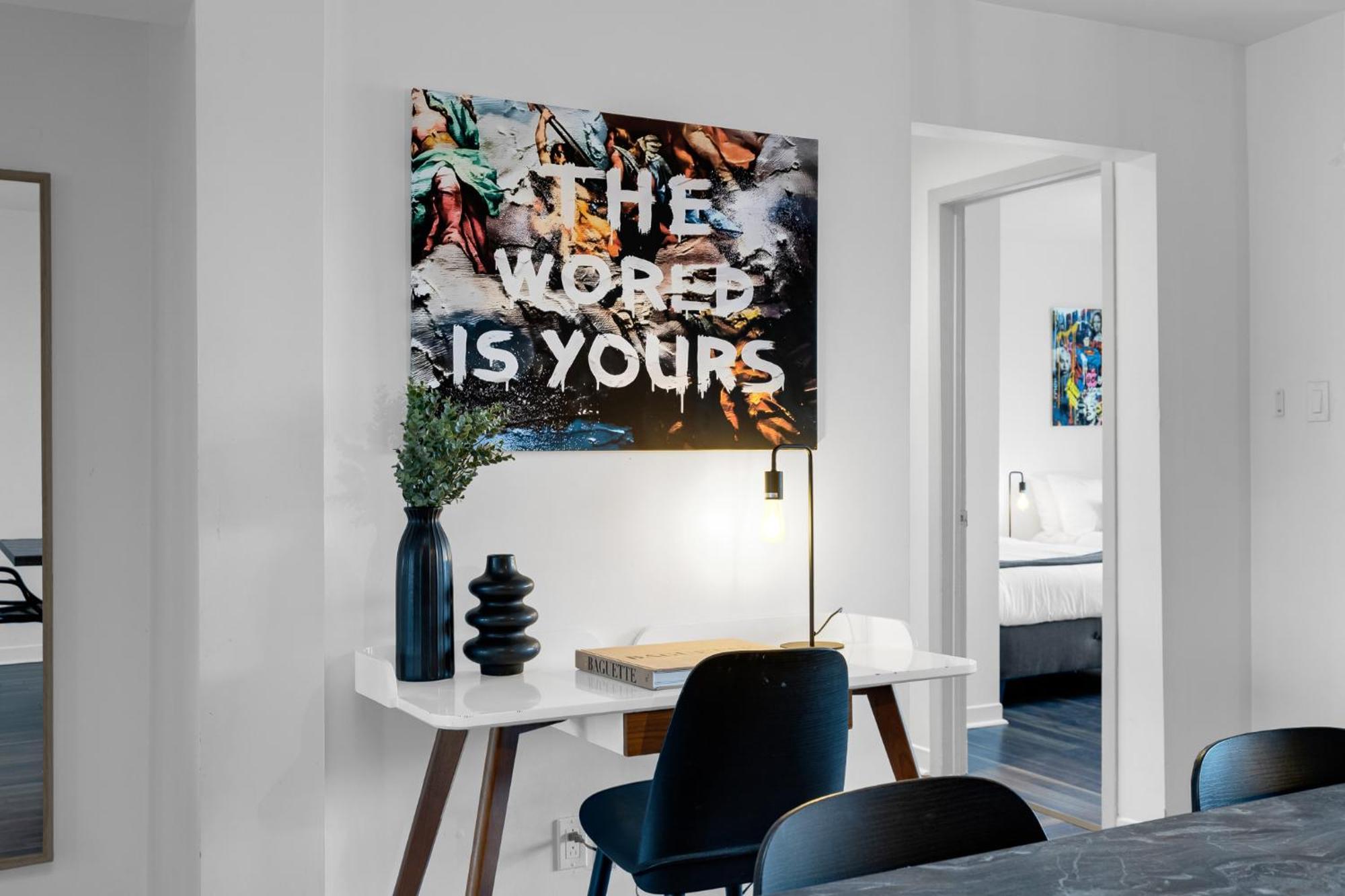 Liv Mtl Soho Aparthotel Монреал Екстериор снимка