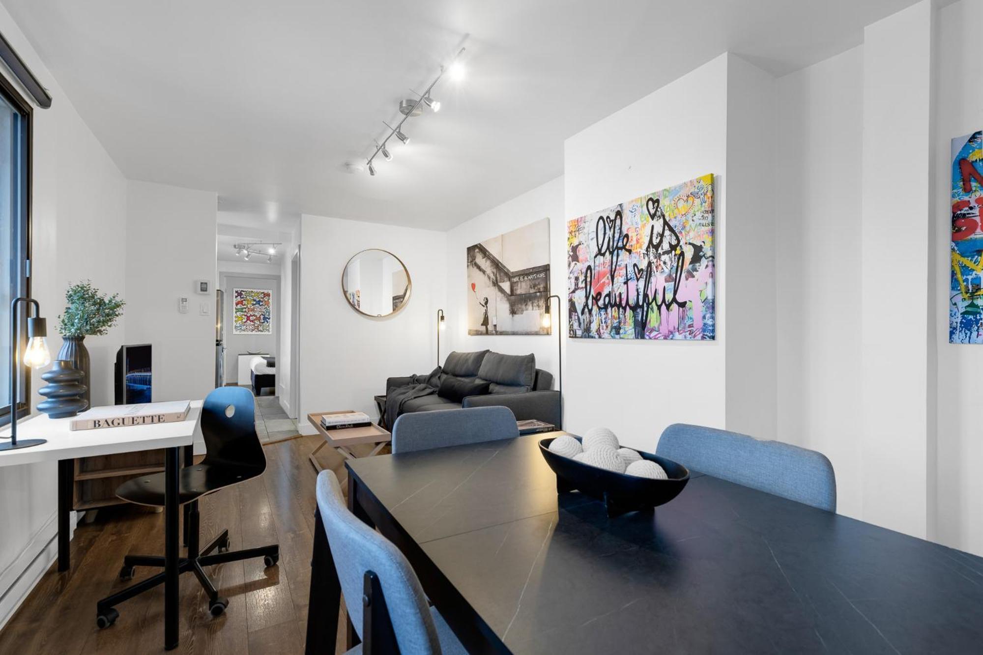 Liv Mtl Soho Aparthotel Монреал Екстериор снимка