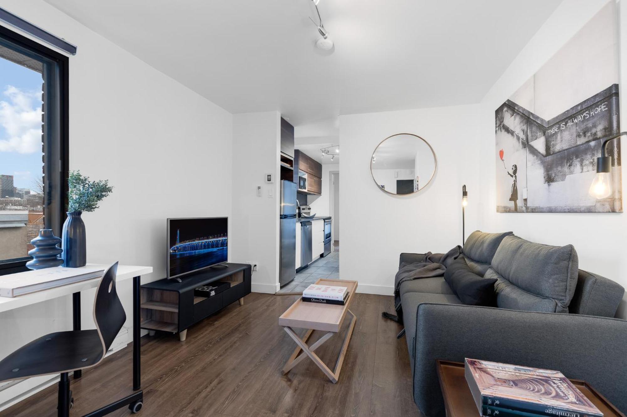 Liv Mtl Soho Aparthotel Монреал Екстериор снимка